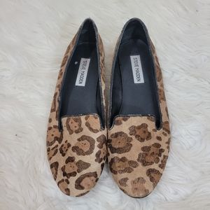 Steve Madden cow hair leopard print slip on flats 8